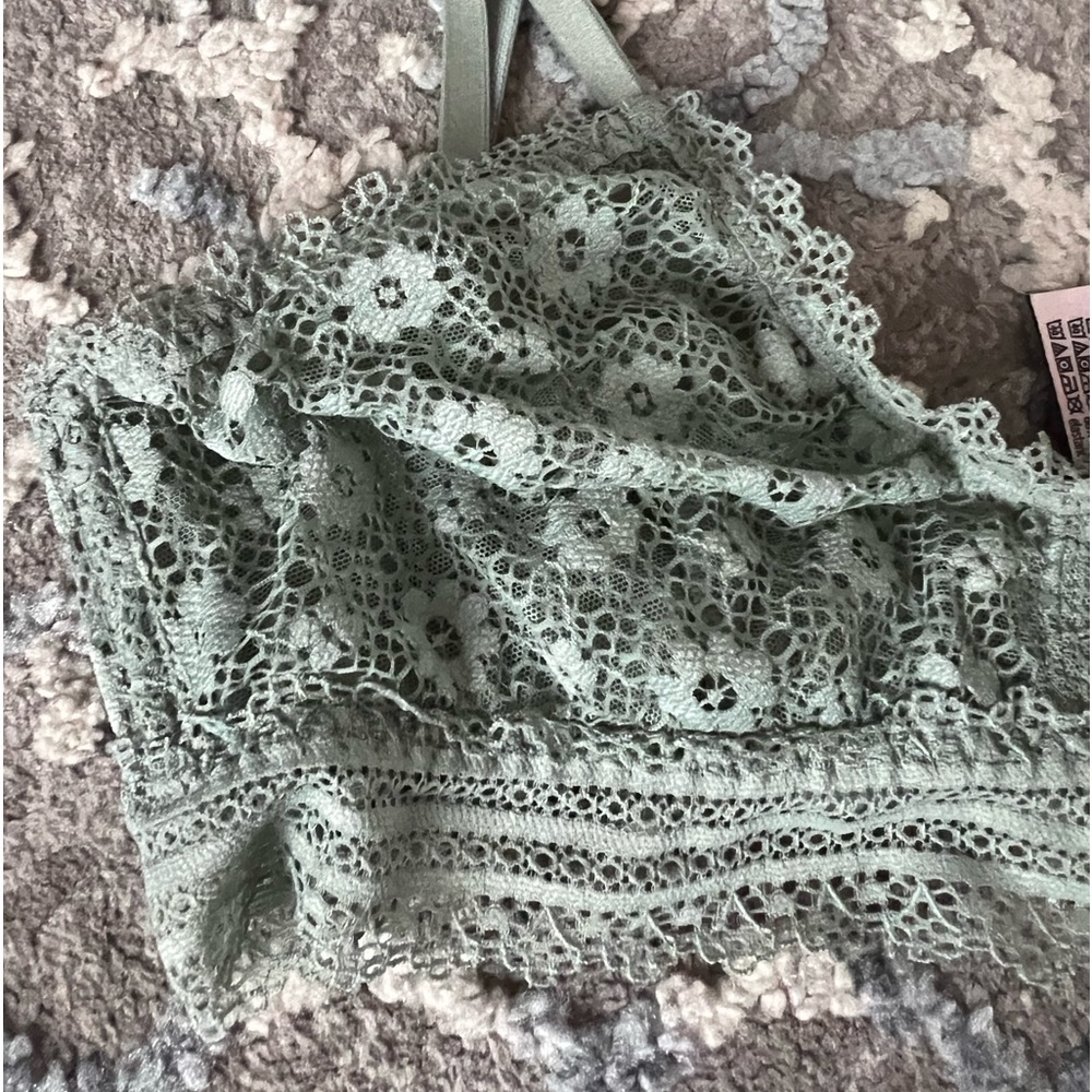 Victoria’s Secret Light Green Lace Bralette Size XS - Picture 2 of 4